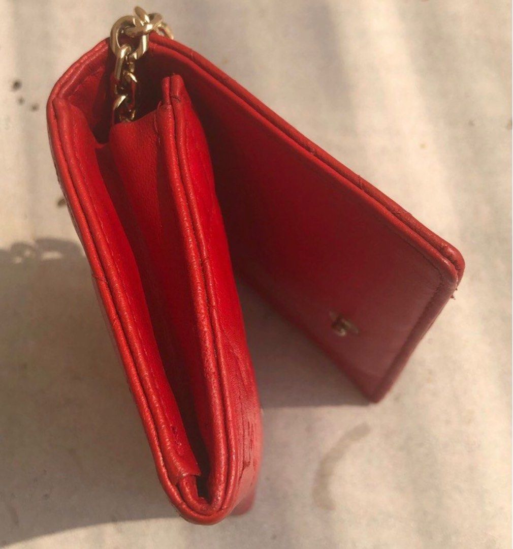 METRO CITY RED WALLET, Fesyen Wanita, Tas & Dompet di Carousell