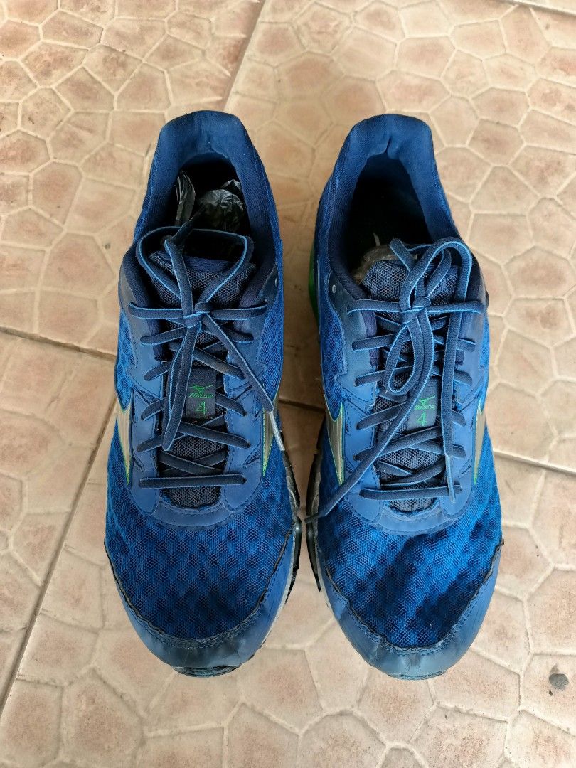 Sepatu mizuno sales prophecy 4