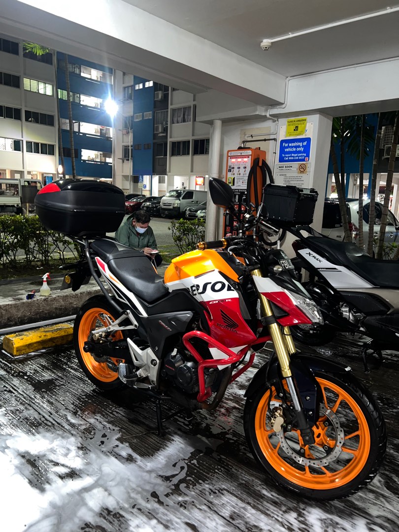 MOTORCYCLE DETAILING / DETAILING / BIKE DETAILING / CERAMIC COATING