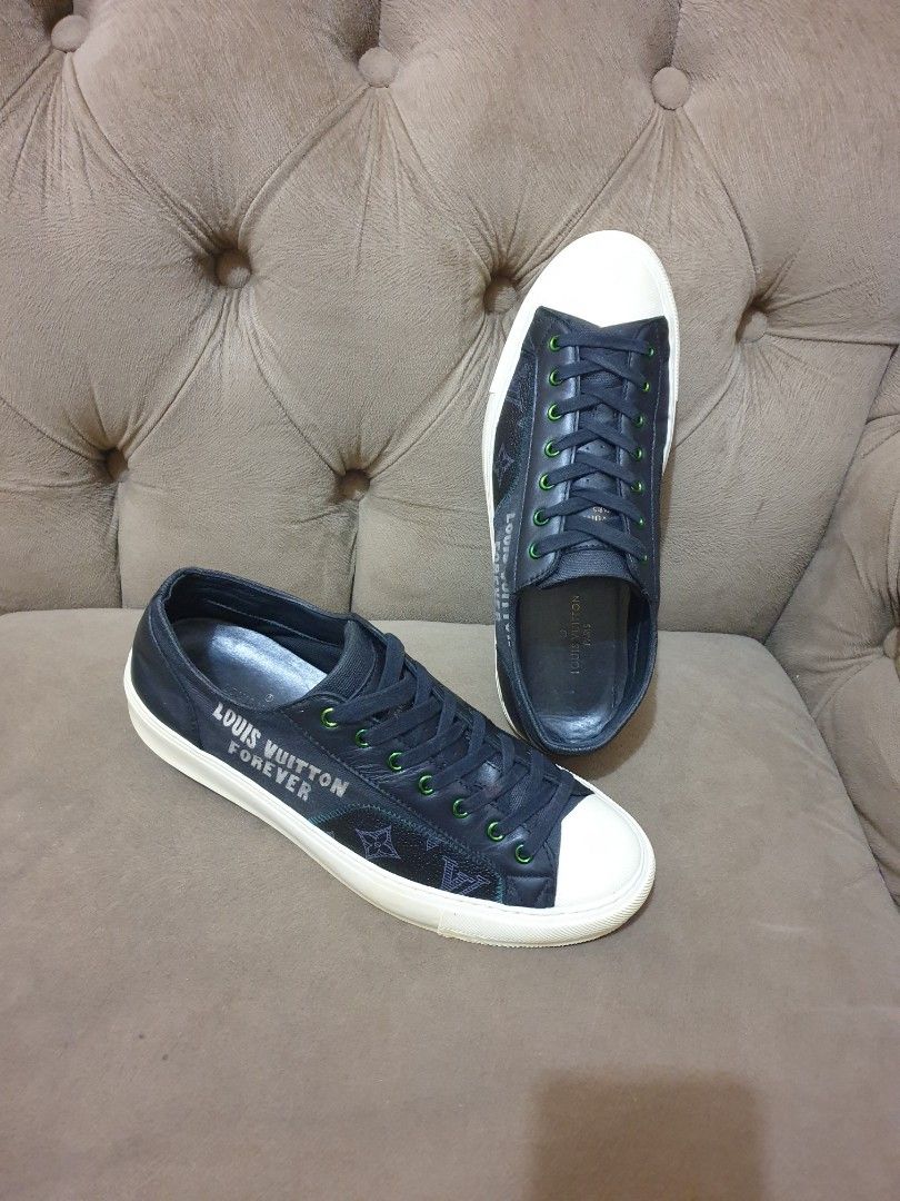 Sepatu sneakers louis vuitton hot sale