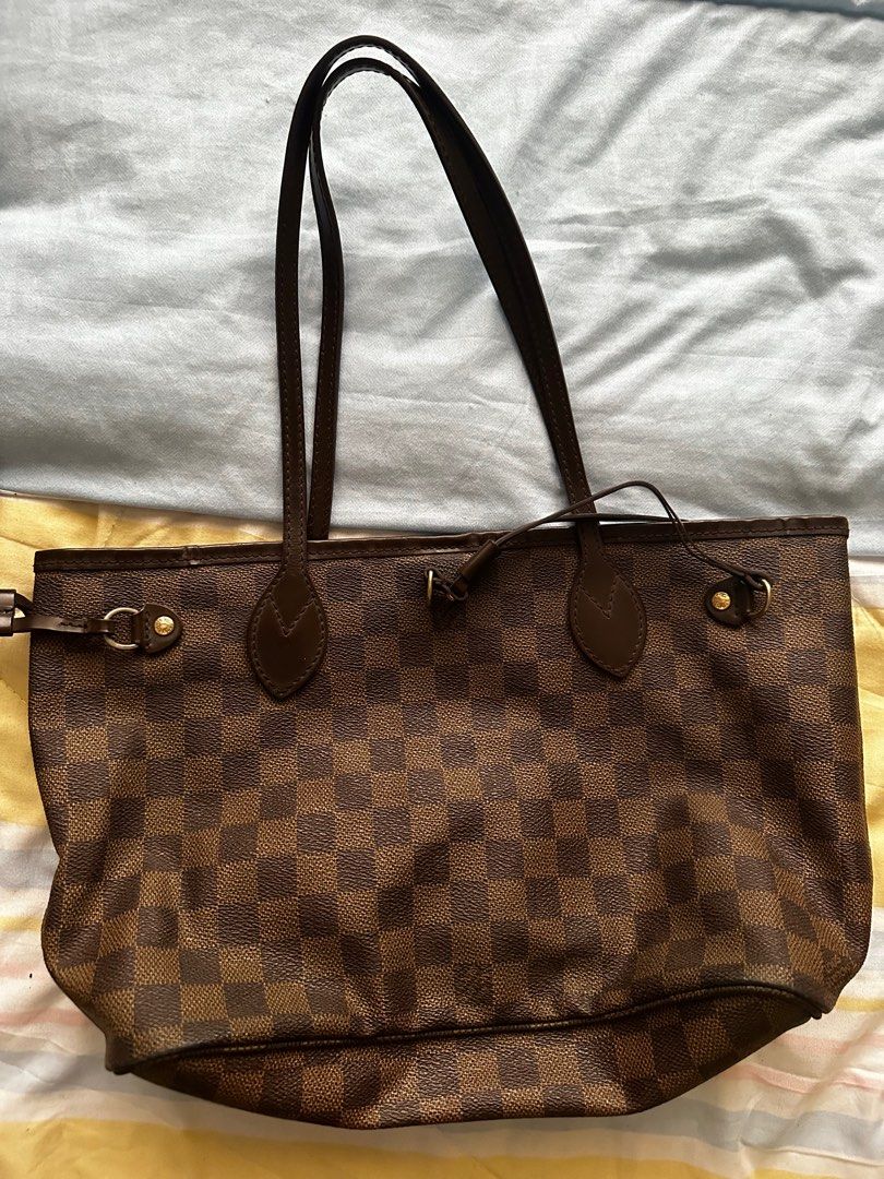 Neverfull sizes on hotsell model