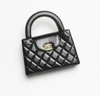 1,000+ affordable chanel mini shopping bag For Sale