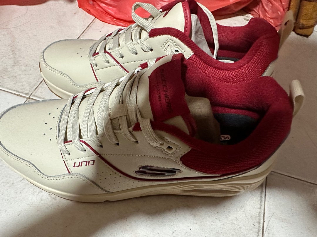New skechers tennis shoes best sale