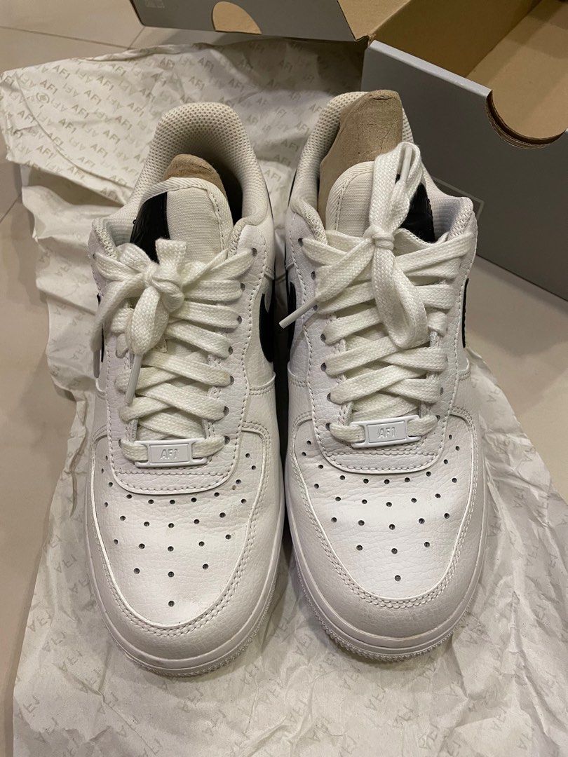 Nike Air Force 1 Black Swoosh