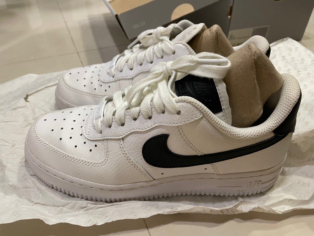 Nike Air Force 1 Black Swoosh
