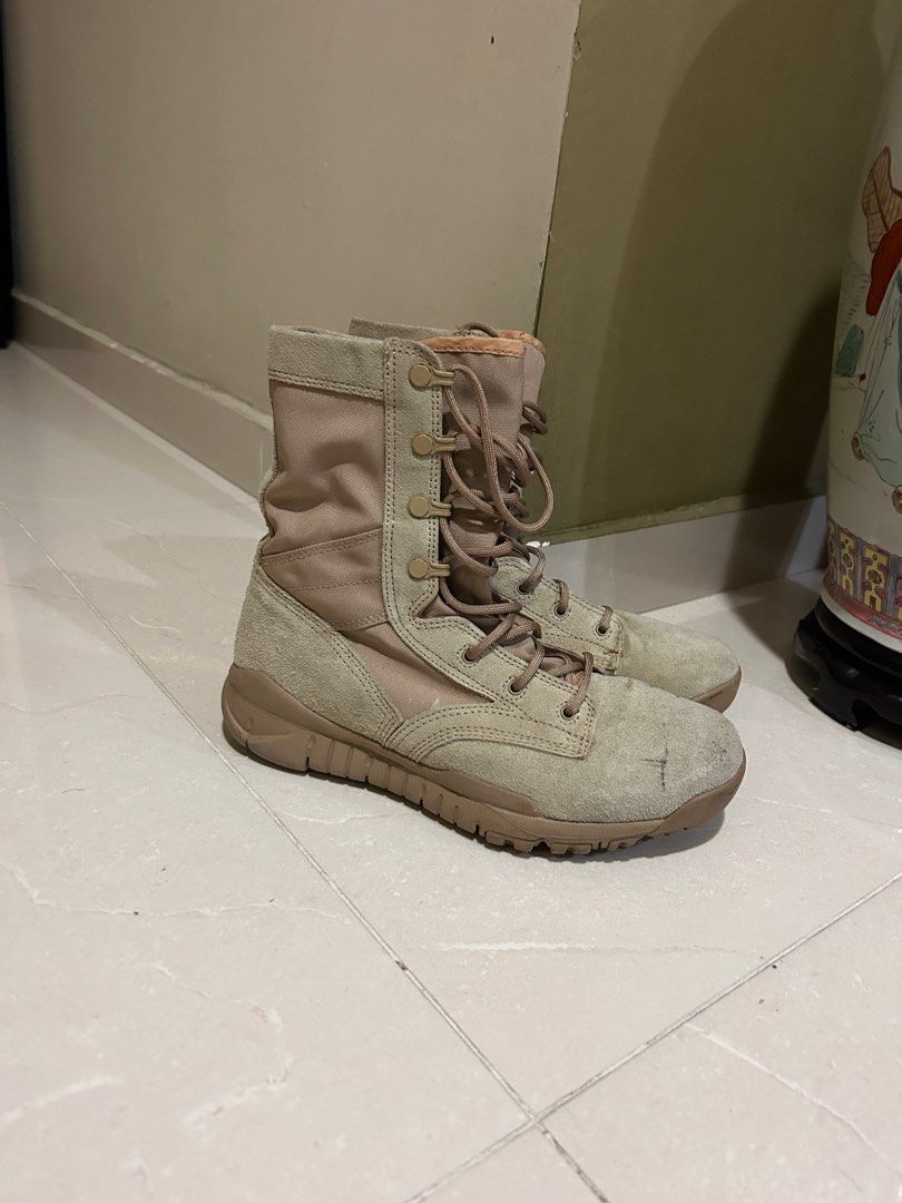 Nike sfb special field top
