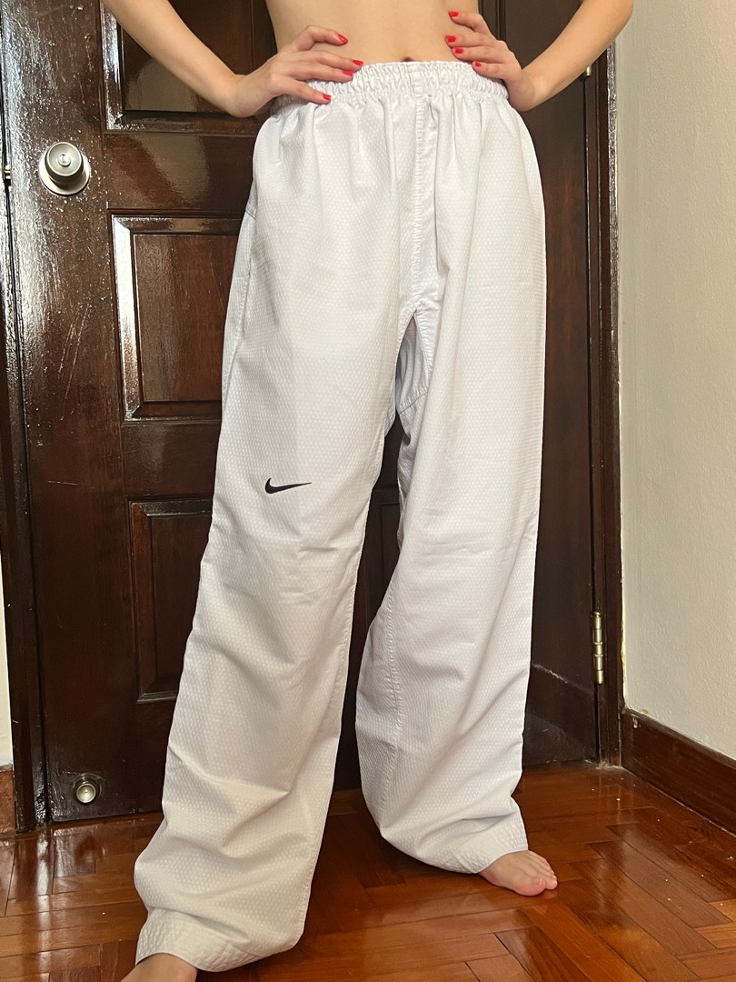 ladies nike track bottoms
