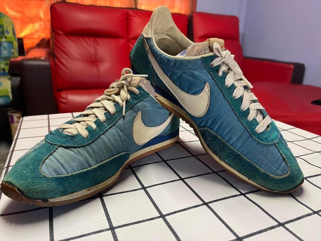 Nike vintage shop sneakers