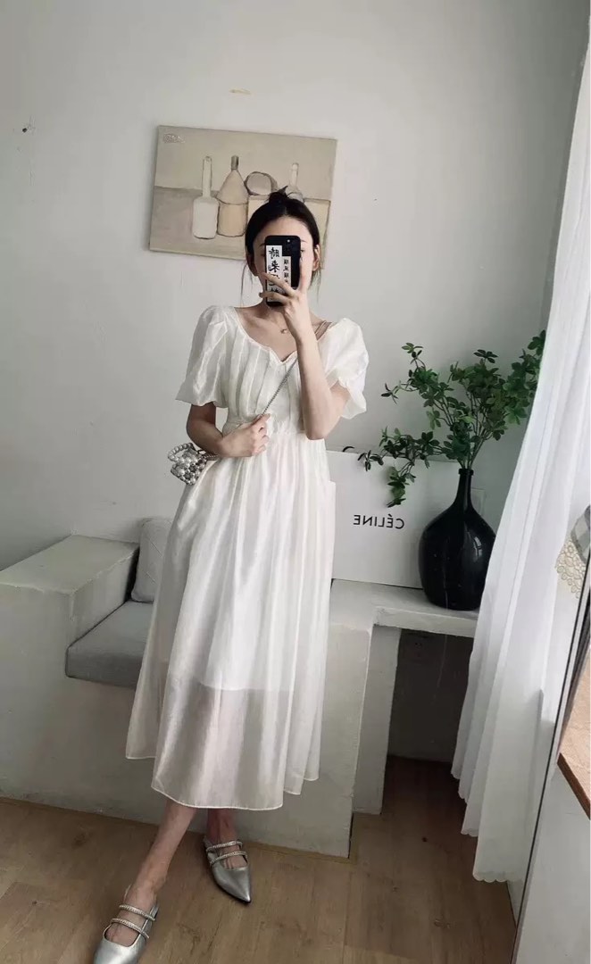 Off White Dress Size L Women s Fashion Dresses Sets Dresses on Carousell