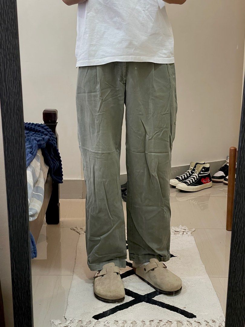 Olive baggy pants top