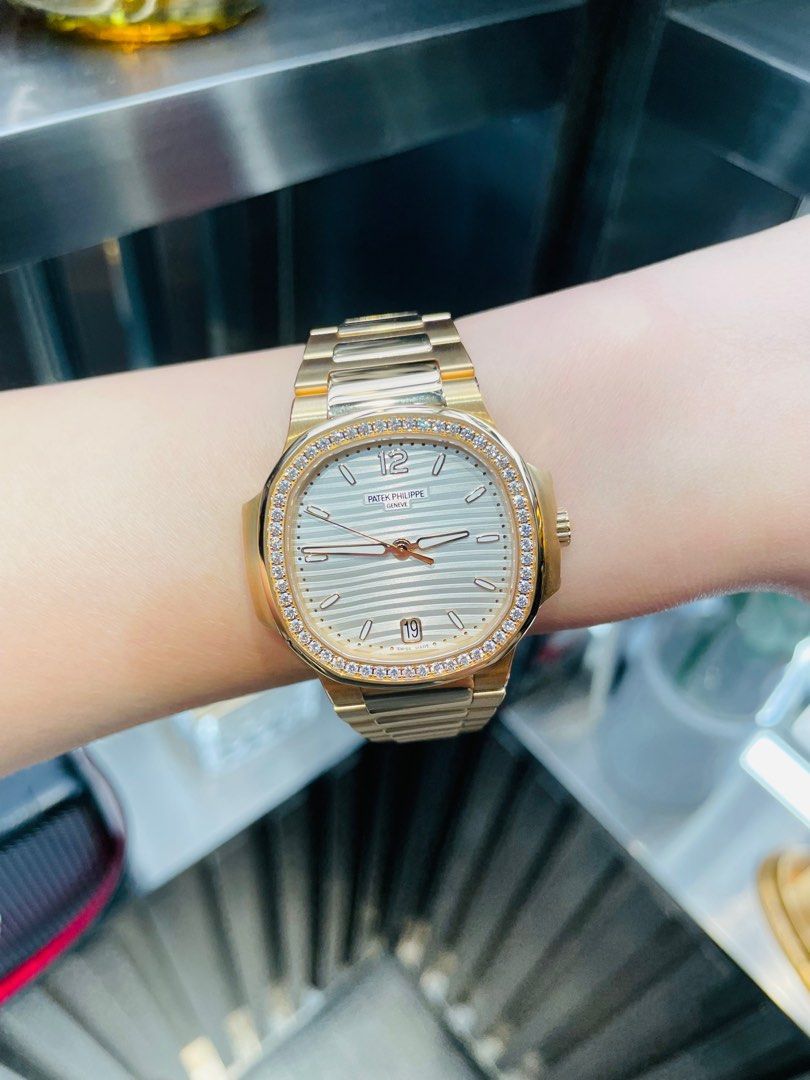 Patek Philippe Nautilus 7118/1200R-001 White Dial, 名牌, 手錶