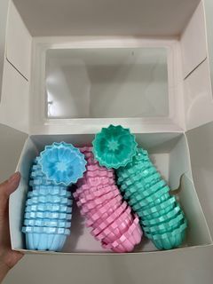 Plastic Cake Mold