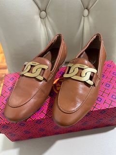 Preloved Tod's Kate Embellished Leather Loafers