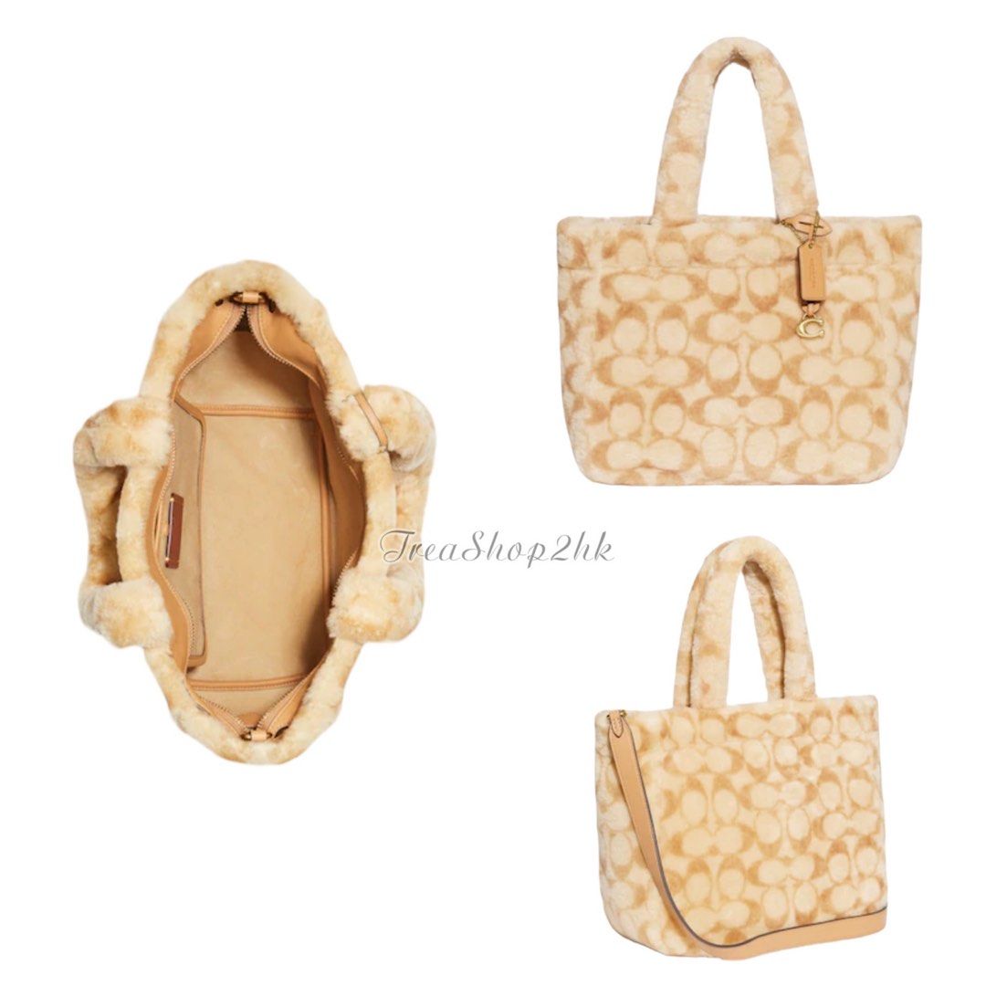 Preorder ??Coach outlet代購Tote 28 In Signature Shearling, 預購- Carousell