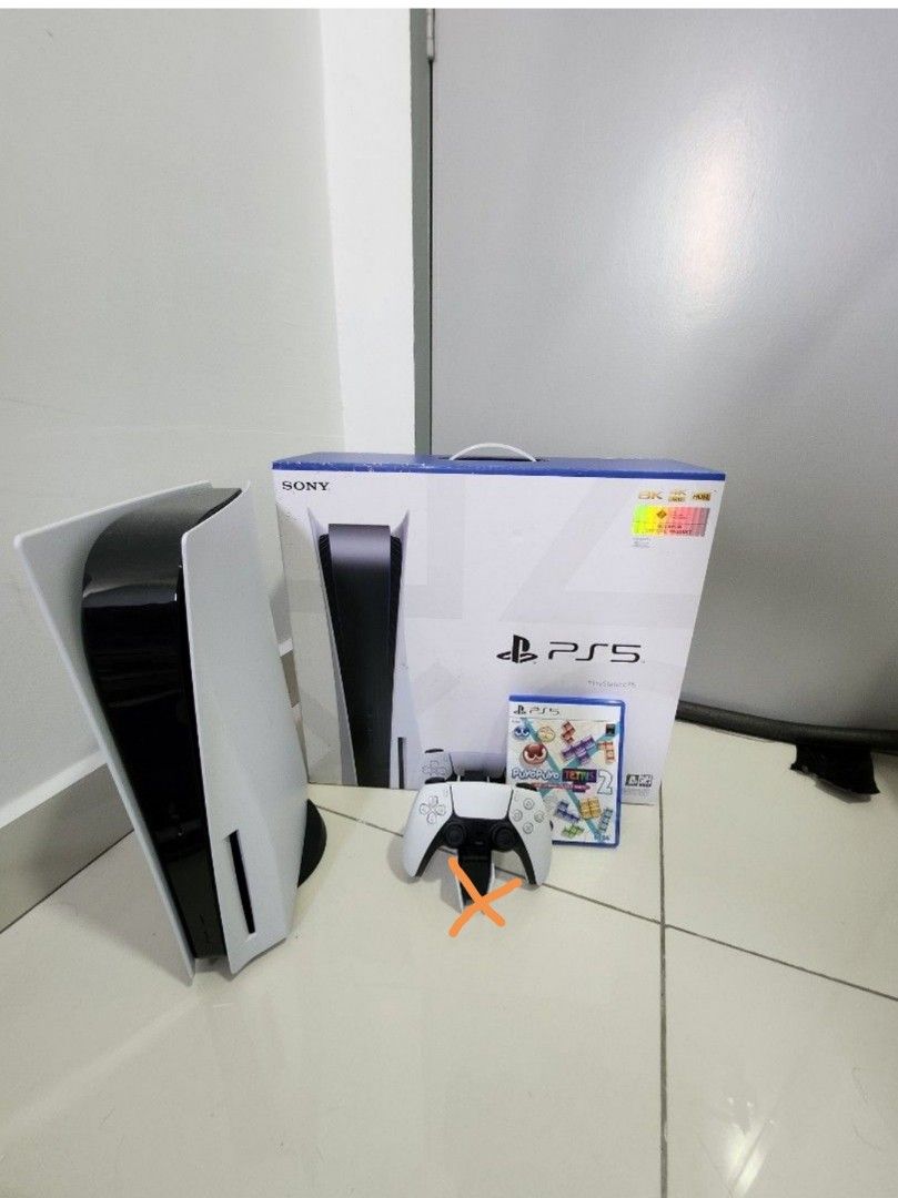 Ps5 MY set 99% like new. Warranty unit 4/2026, Video Gaming, Video Game ...