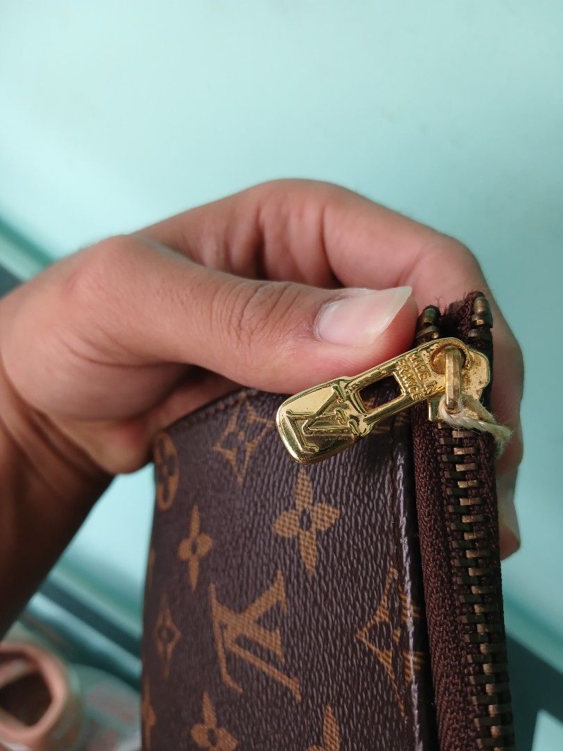 Louis Vuitton Monogram Galaxy Alpha Messenger, Fesyen Wanita, Tas & Dompet  di Carousell