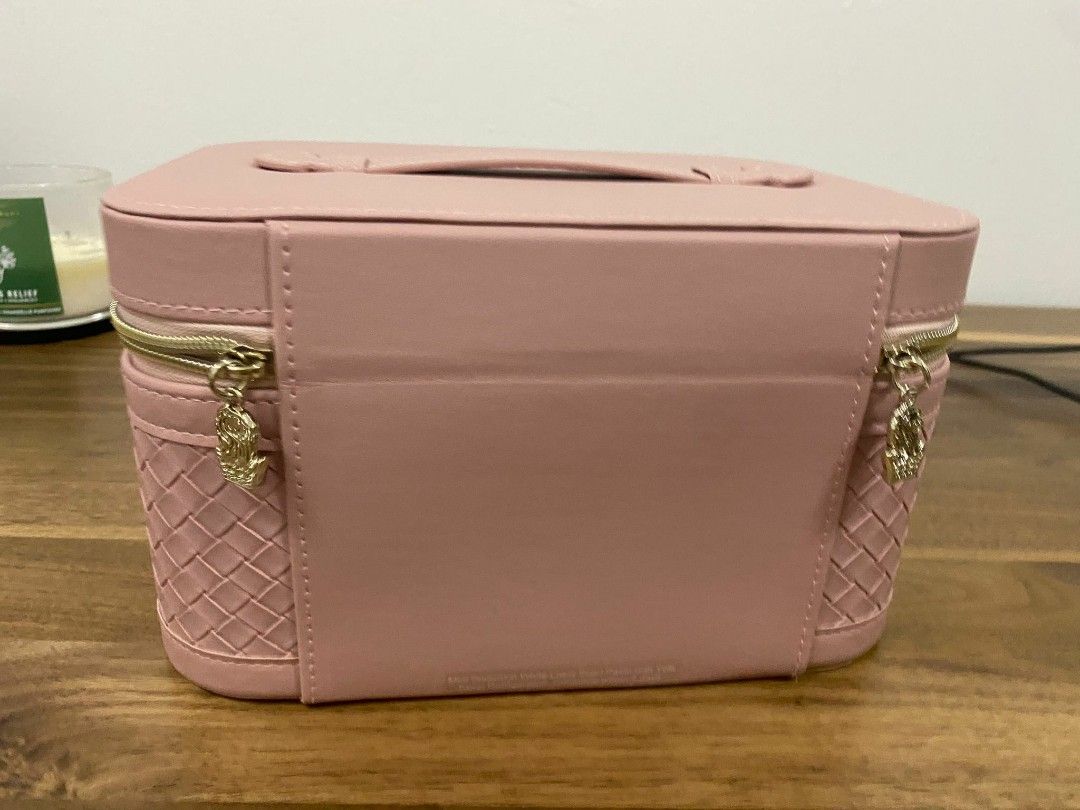Carlton vanity best sale case