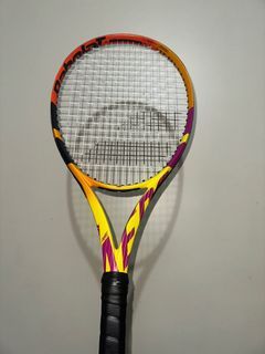 Sale- BABOLAT PURE AERO 300g Grip 2