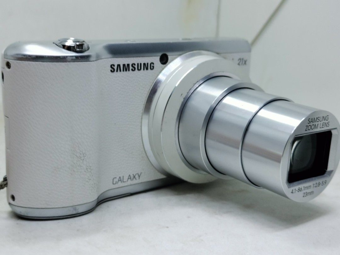 samsung galaxy camera 2 wifi (Category: Cameras) located in Manila. Submitted by ultimogizmos (Listing ID 1256880547, Image 2). Description: samsung galaxy camera 2 excellent condition unit battery strap Features & details Wi-Fi with Android 4.3 (Jellybean) for access to Apps and sharing on the go SMART features - Social Media Upload, E-mail, Photo beam, Direct Link, Mobile Link, PC Auto-backup, Remote Viewfinder, All Share 4.8" HD Super Clear Di