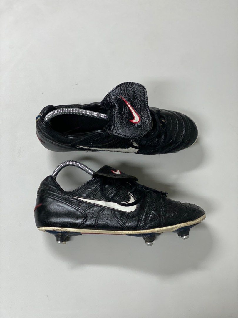 Sepatu Bola Bekas Second Original Nike Tiempo Kanguru Lea SG Size 40 5 atau 26cm