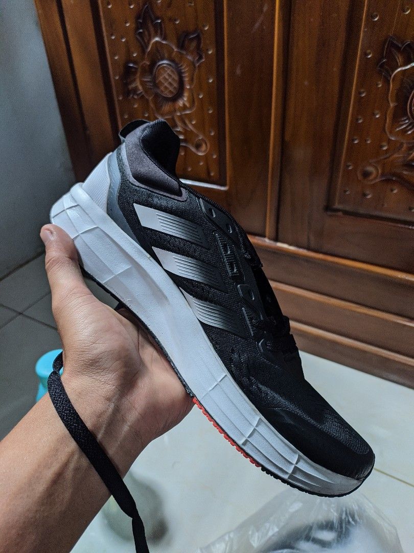 Foto sepatu running adidas sales