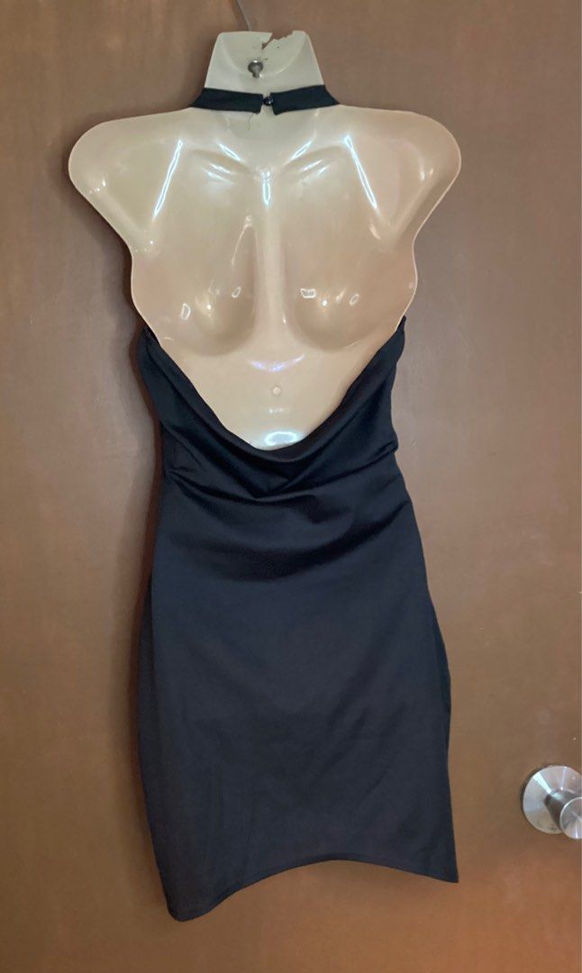 Sexy Halter Dress (Category: Dresses) located in Valenzuela. Submitted by kimline (Listing ID 1256901383, Image 2). Description: Never worn. Small to Medium Body frame Meet up or pick up thru lalamove Sexy dress Black halter top Above the knee #everyonewins.