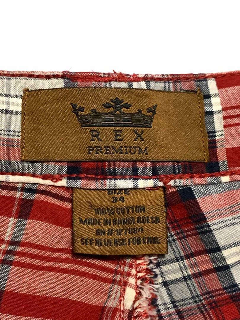 Size 35” - Rex Premium Men’s Checkered Shorts Preloved BS552 (Category: Shorts) located in Las Pinas. Submitted by szorty (Listing ID 1256926875, Image 3). Description: •PRELOVED• Onhand and ready to ship Brand: Rex Premium Condition: Used Size: 34 on tag Waist: 35 Length: 20.5 inches Pocket: 4 - All of our items are washed *Please see photos for flaws/issues if indicated. *Photos may vary from actual #rex #rexpremium #checkered #checkeredshorts 