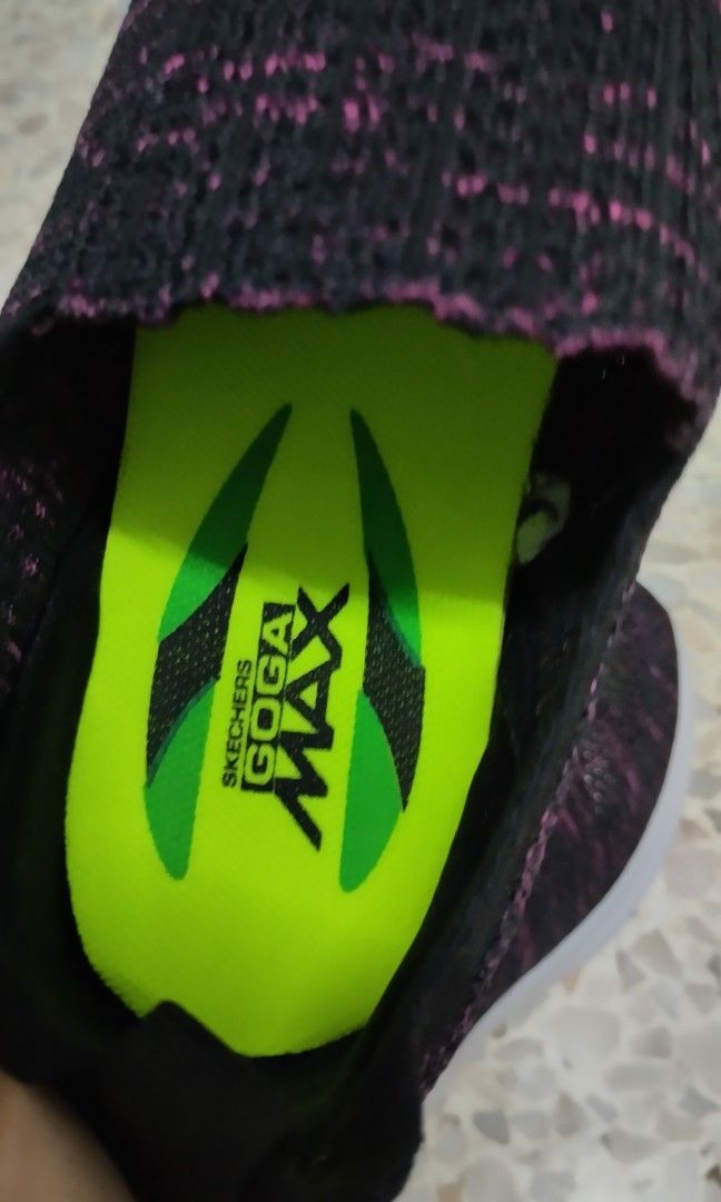 Skechers goga max insole discount