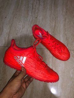 soccer shoes 22cm