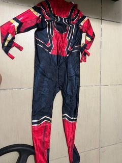 Spiderman costume with mask