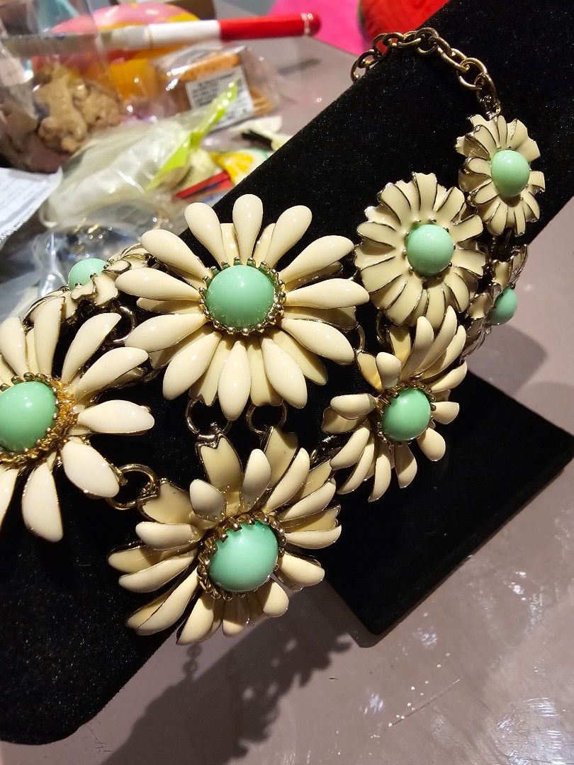 Unique statement necklaces 2025