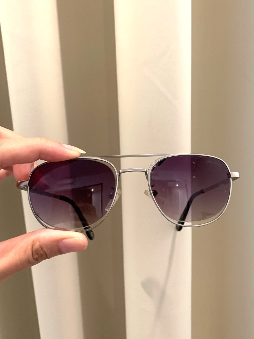 sunglasses bridges, Fesyen Wanita, Aksesoris di Carousell