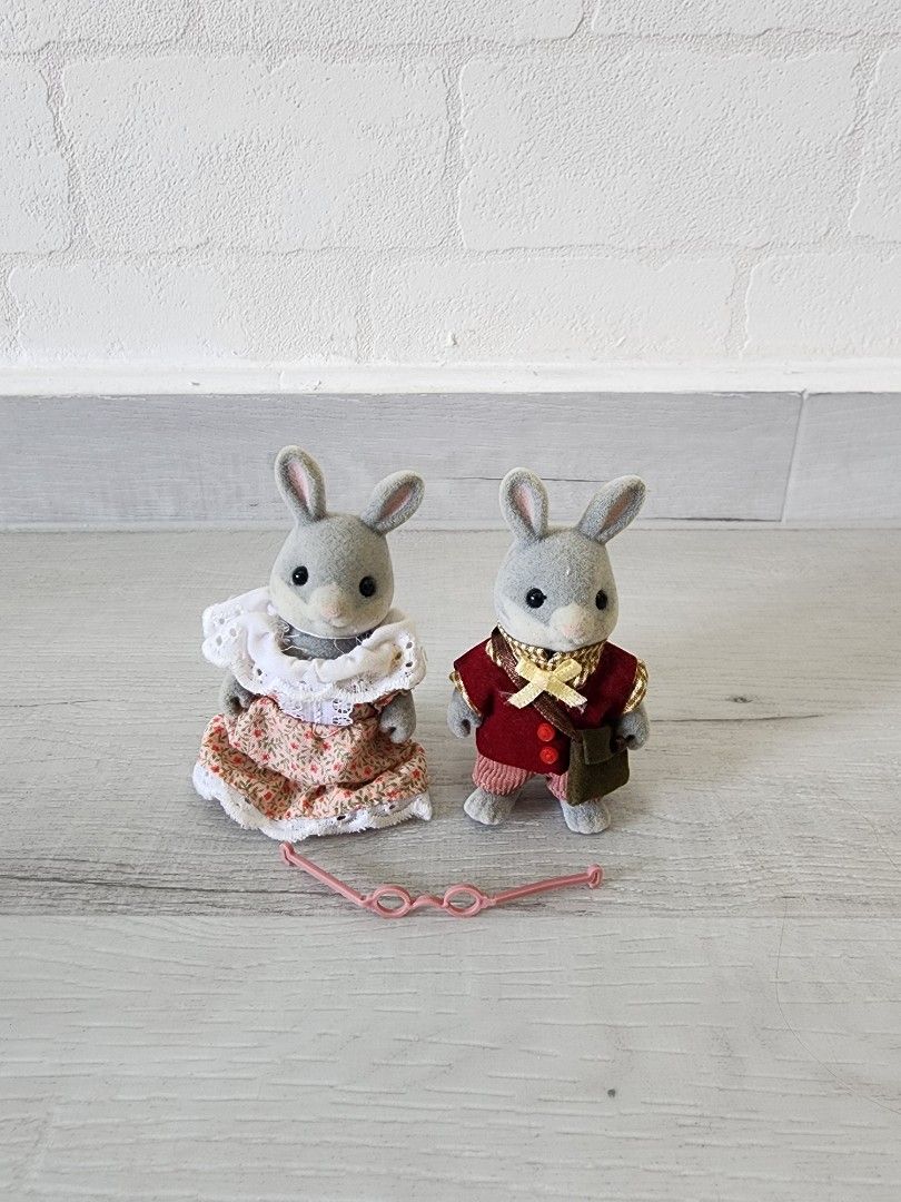 Sylvanian families rabbit grandparents sales