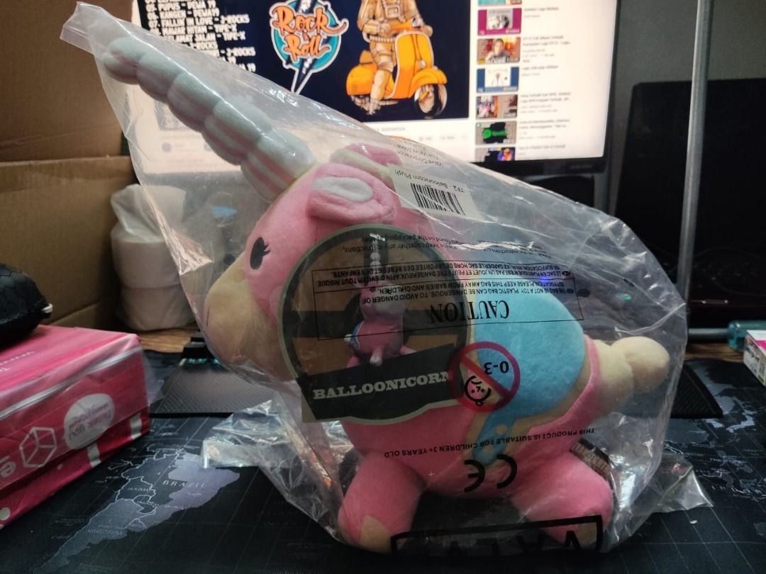 Team Fortress TF2 BALLOONICORN PLUSH Cuddly Toy by Gaya Entertainment