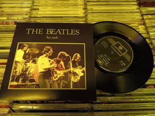THE BEATLES EP HEY JUDE VINYL PIRING HITAM REKOD
