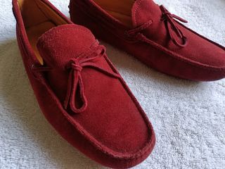 Tod's Red Suede Driving moccasin