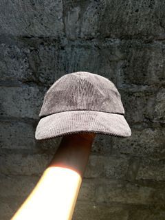 Topi corduroy GU/Uniqlo