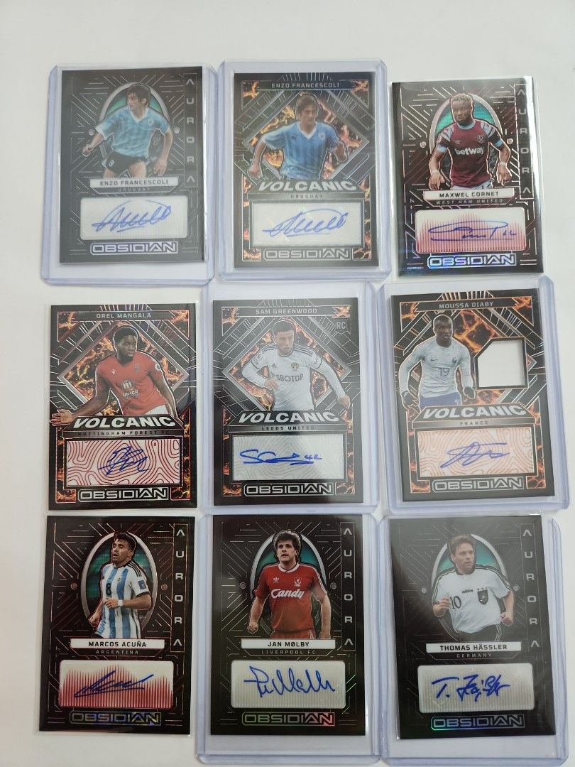 LOT De 140 Cartes De Football Topps & Panini - Endommagées, Numérotées, Reliques - Collection
