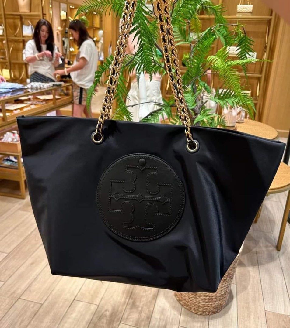 Everly tote store tory burch