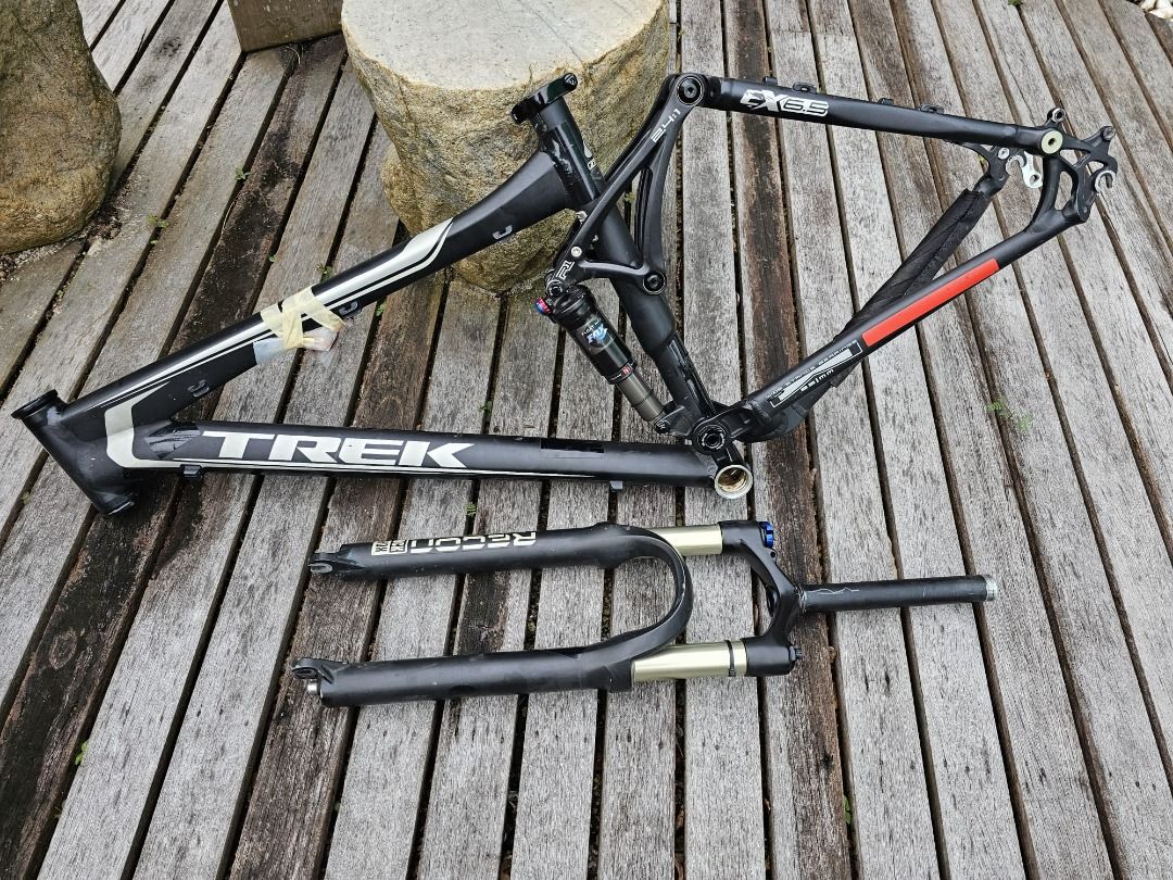 Trek 17 inch frame new arrivals