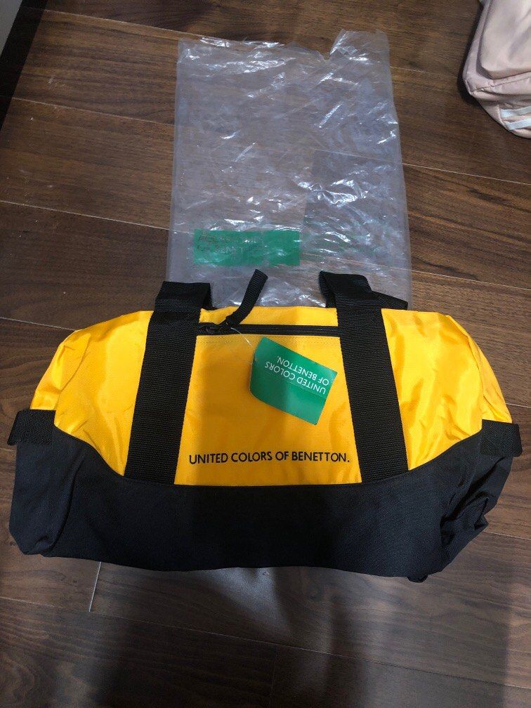 United colors of benetton gym bag discount