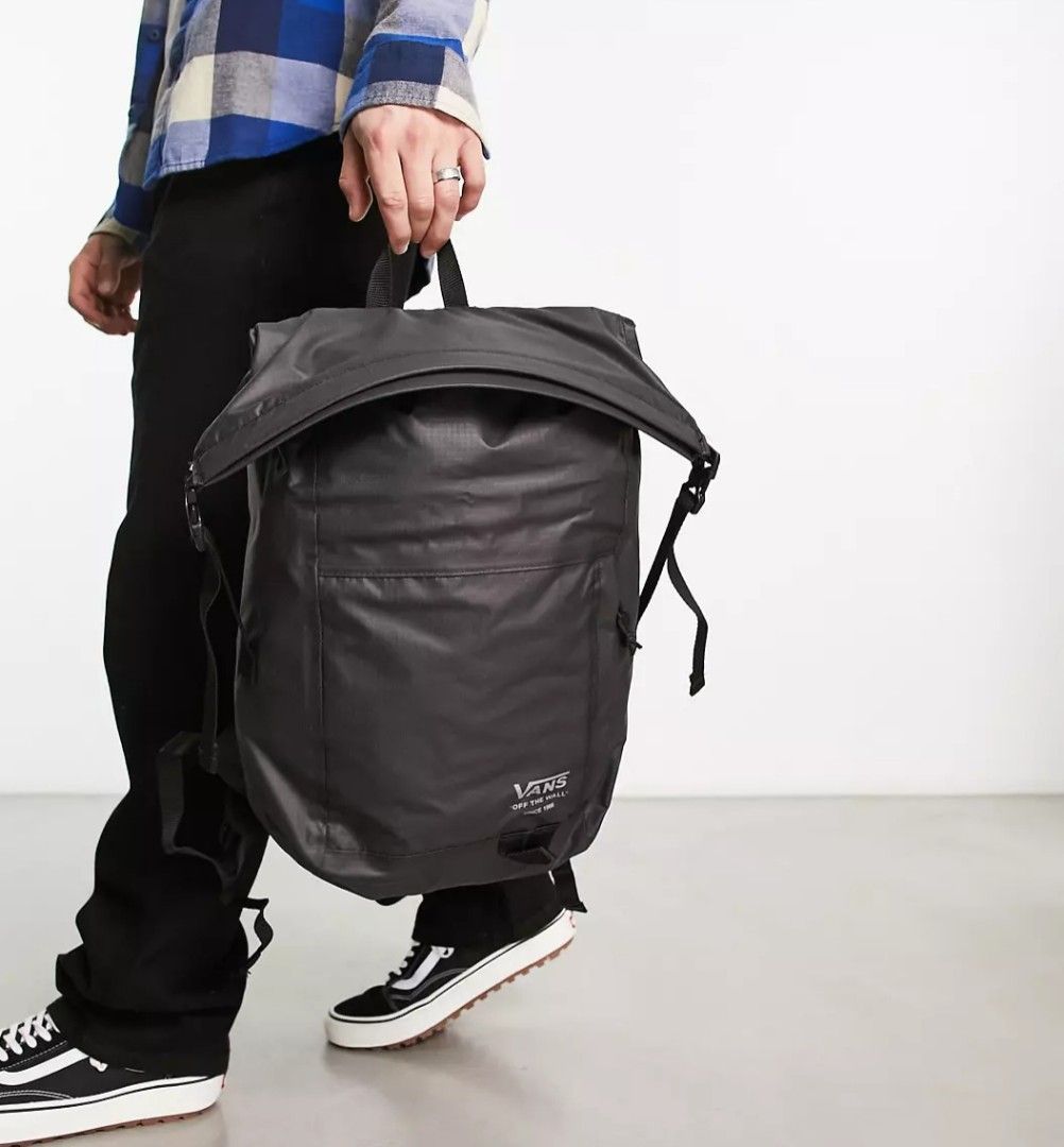 Vans rolling deals backpack