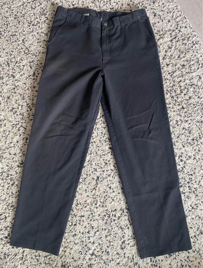 Vintage Dickies Pants (Category: Jeans) located in Quezon City. Submitted by lemonjuicebox (Listing ID 1256871840, Image 2). Description: Old School Dickies Pants Size 36 x 34 Has a rip on the right pocket Vintage looking .