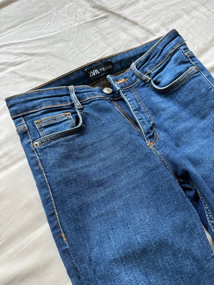 Frayed hem jeans deals zara