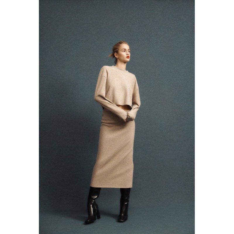 Zara knit best sale skirt with vent