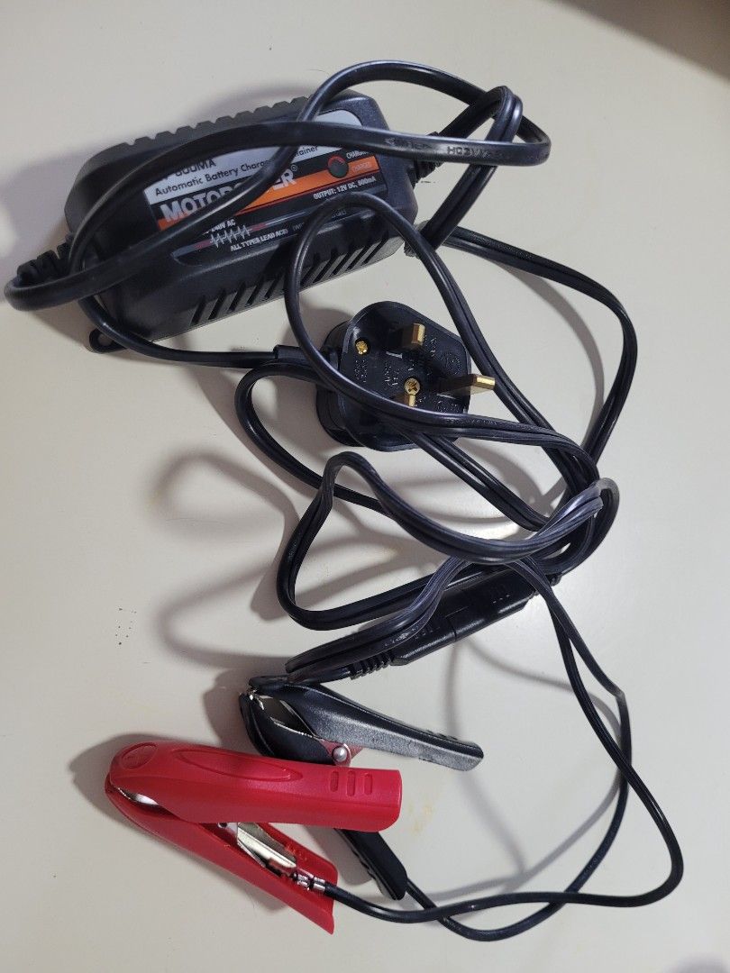 12 V 800MA battery charger for Toy Car, Hobbies & Toys, Toys & Games on