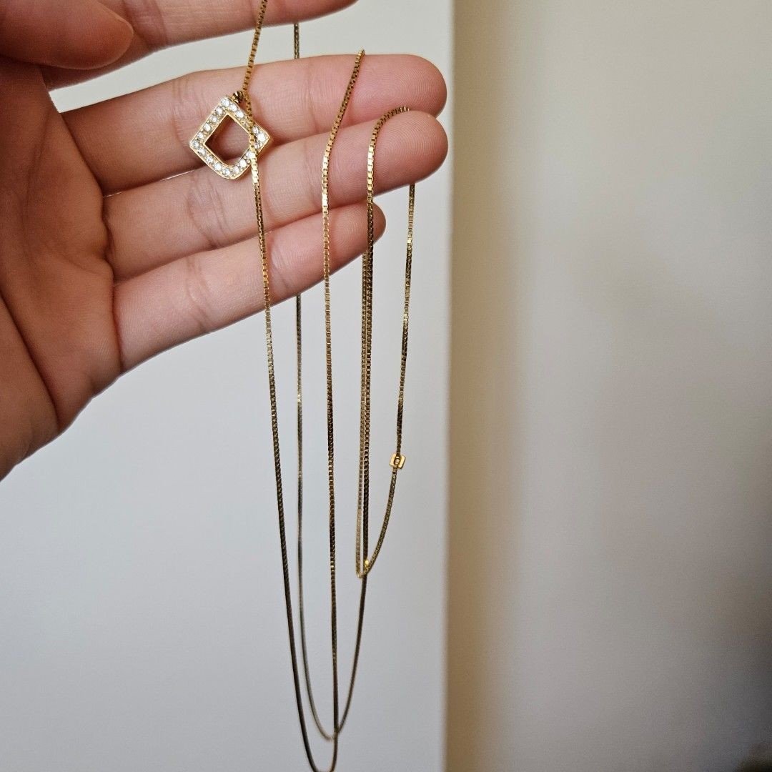 18k yellow gold chain necklace with diamonds