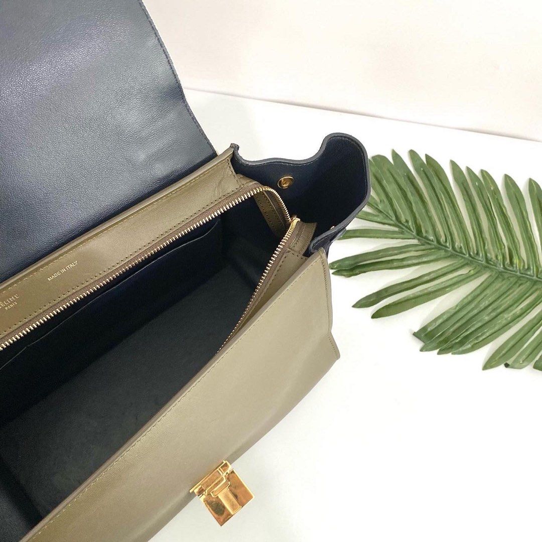 Large trapeze hotsell top handle bag