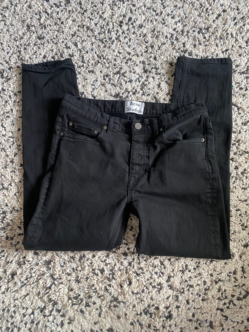 Acne town clearance stay cash