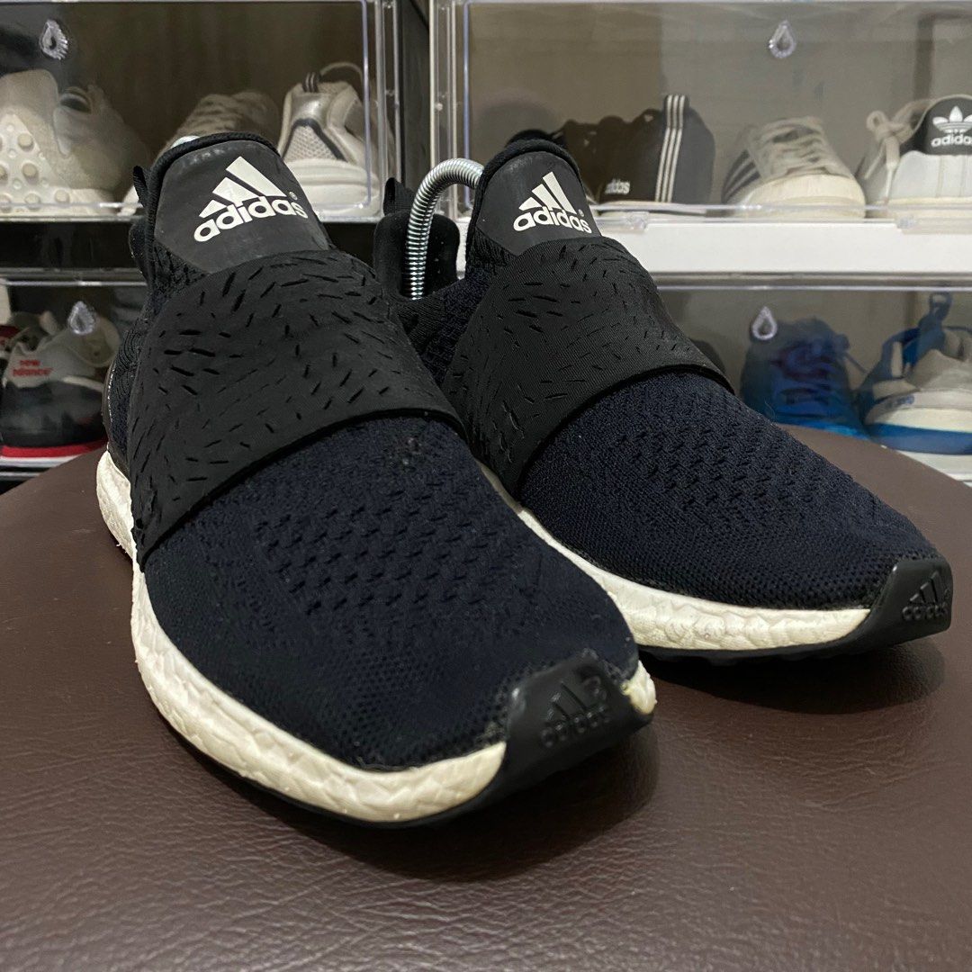 Harga sepatu adidas ultra boost laceless clearance